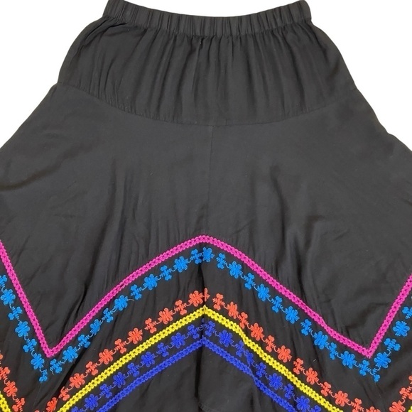 Anthropologie Hazel Black Embroidered Boho Handkerchief Hem Skirt Midi Fairycore - Picture 11 of 15
